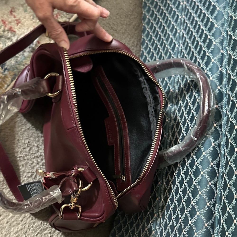 Cuore & Pelle Burgundy Satchel - Picture 5 of 5